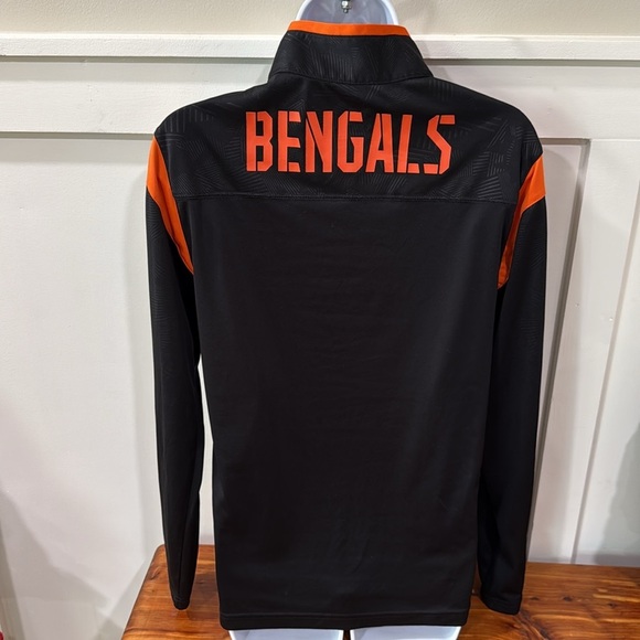 Fanatics Cincinnati Bengals NFL Lightweight Black Quarter Zip - Picture 4 of 5